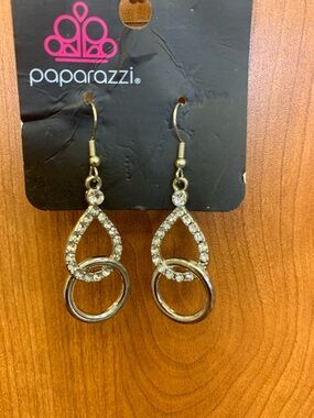 paparazzi Silver Crystal Teardrop & Interlocking Ring Dangle Earrings